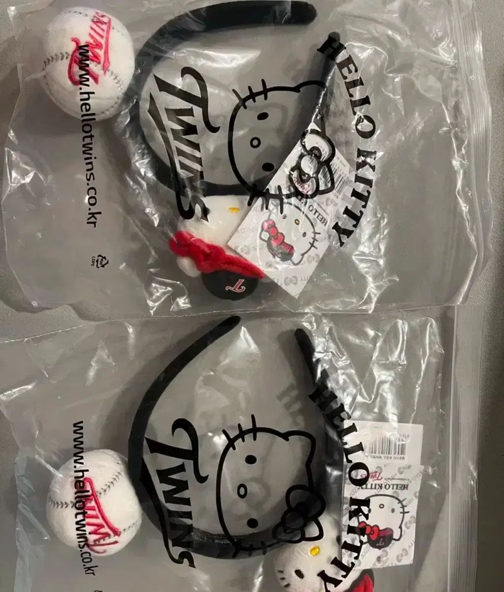 LG twins TWINS ツインズ こんにちは キティ カチューシャ