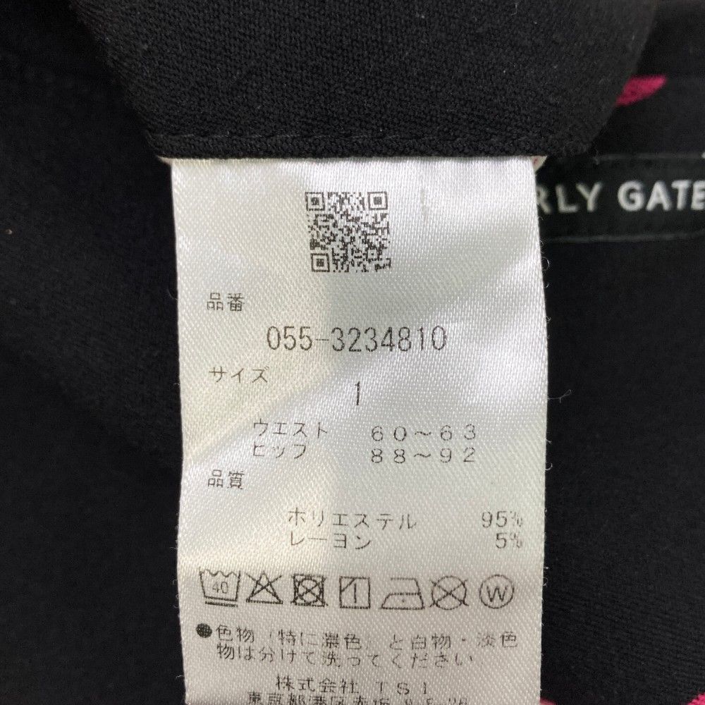 サイズ：1 PEARLY GATES パーリーゲイツ  スカート ロゴ 総柄 ブラック系 [240101447009] ゴルフウェア レディース ストスト サイズ：1 PEARLY GATES パーリーゲイツ スカート ロゴ 総柄