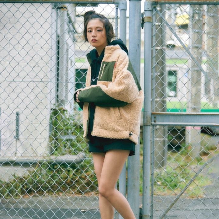 公式| Leyline ビッグシルエット ボアジャケット ミリタリー レディース ユニセックス 男女兼用 ベージュ Boa cutback jkt