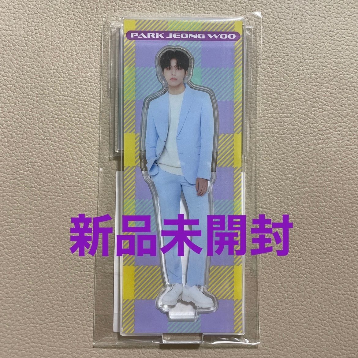 TREASURE ジョンウ アクリルスタンド - メルカリ 