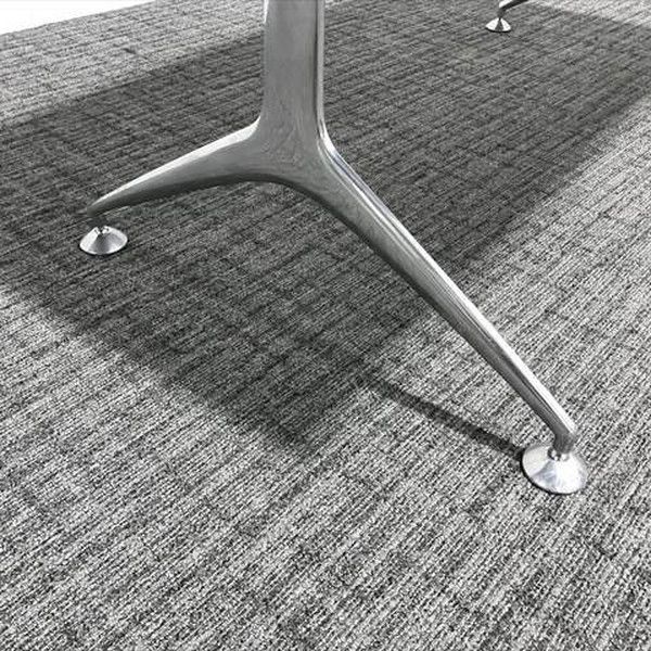 ミーティングテーブル 完成品