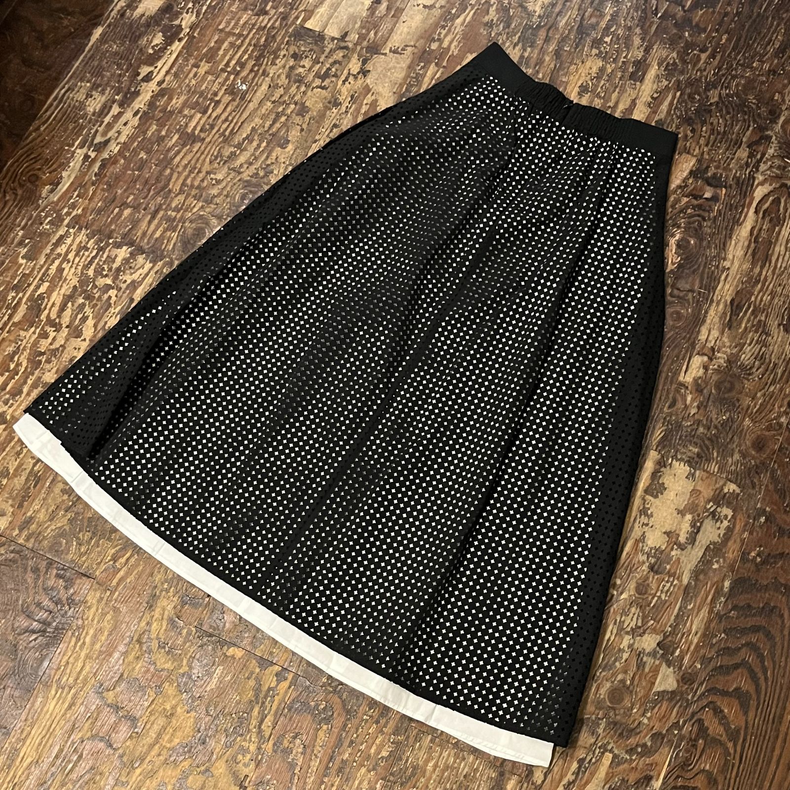 PLAIN PEOPLE プレインピープル パンチングフレアスカート ブラック size3 【代官山11】 - メルカリ