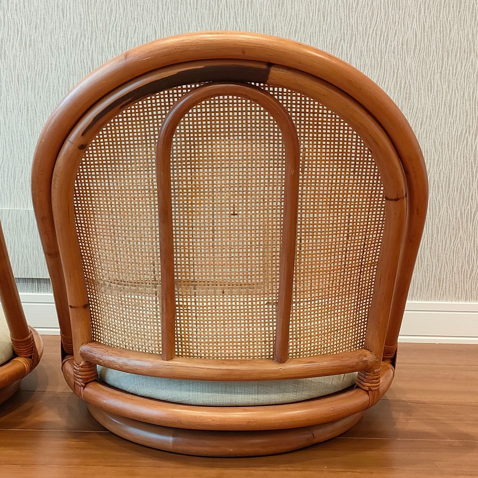 クッション付き 2台セット