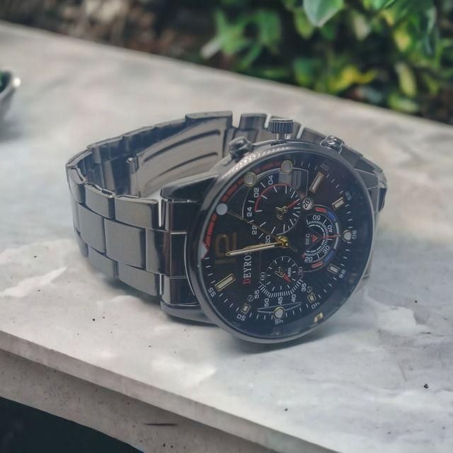 T404 腕時計 DEYROS クロノグラフ ステンレス 黒金銀