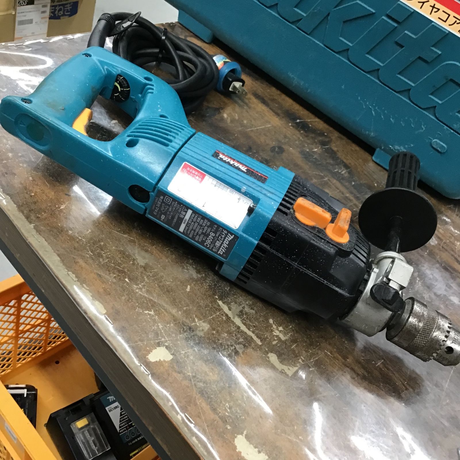 おすすめ商品 Makita マキタ 120mm ダイヤコア震動ドリル 8406C  品(本体)｜売買されたオークション情報、yahooの商品情報をアーカイブ公開 - オークファン ドリル、ドライバー、レンチ