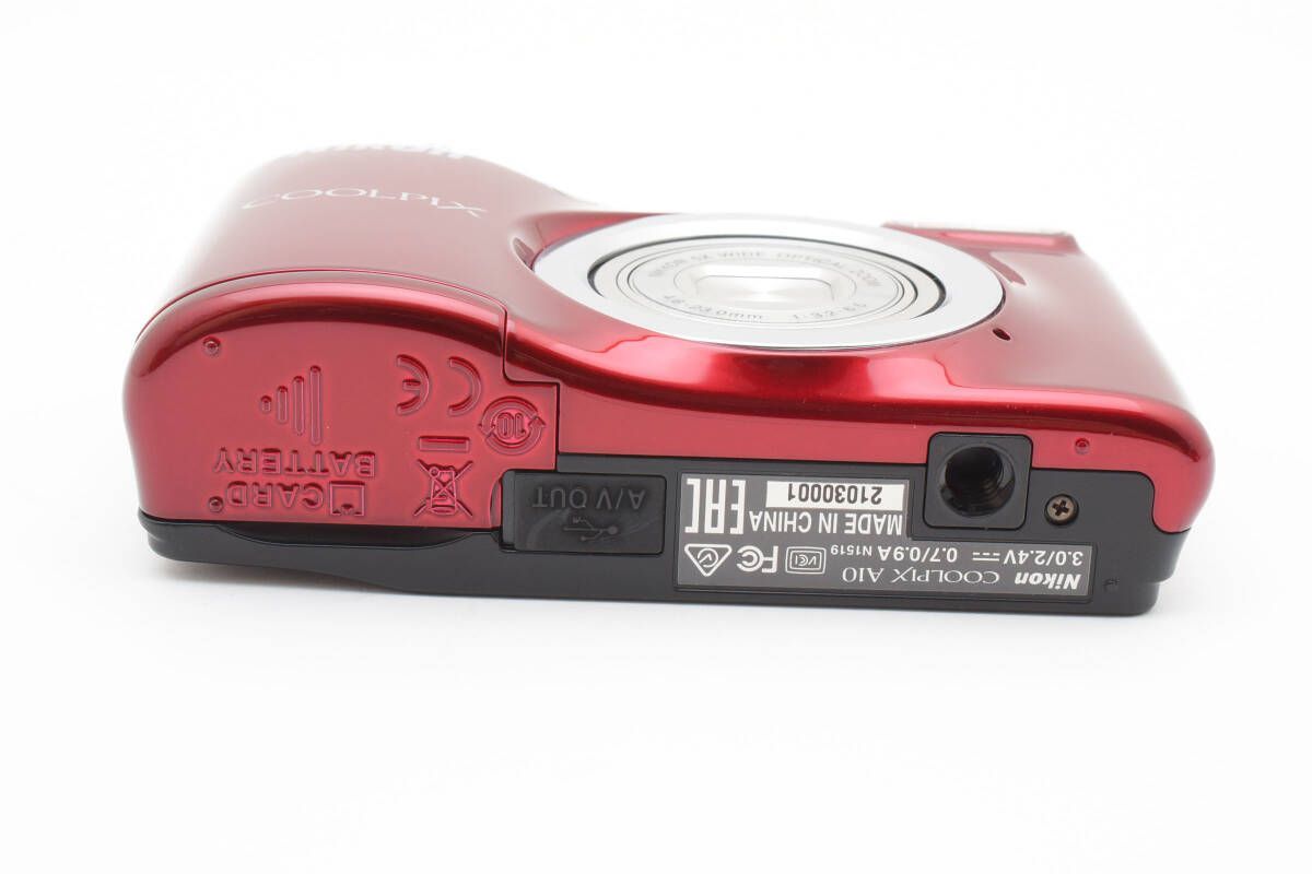 ☆極上品☆ニコン Nikon COOLPIX A10 レッド 箱付き☆コンパクト