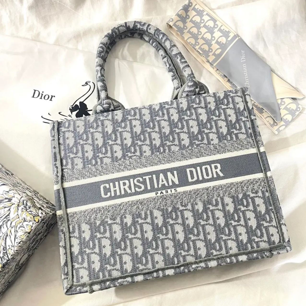 【極美品】DIOR ミディアム トートバッグ