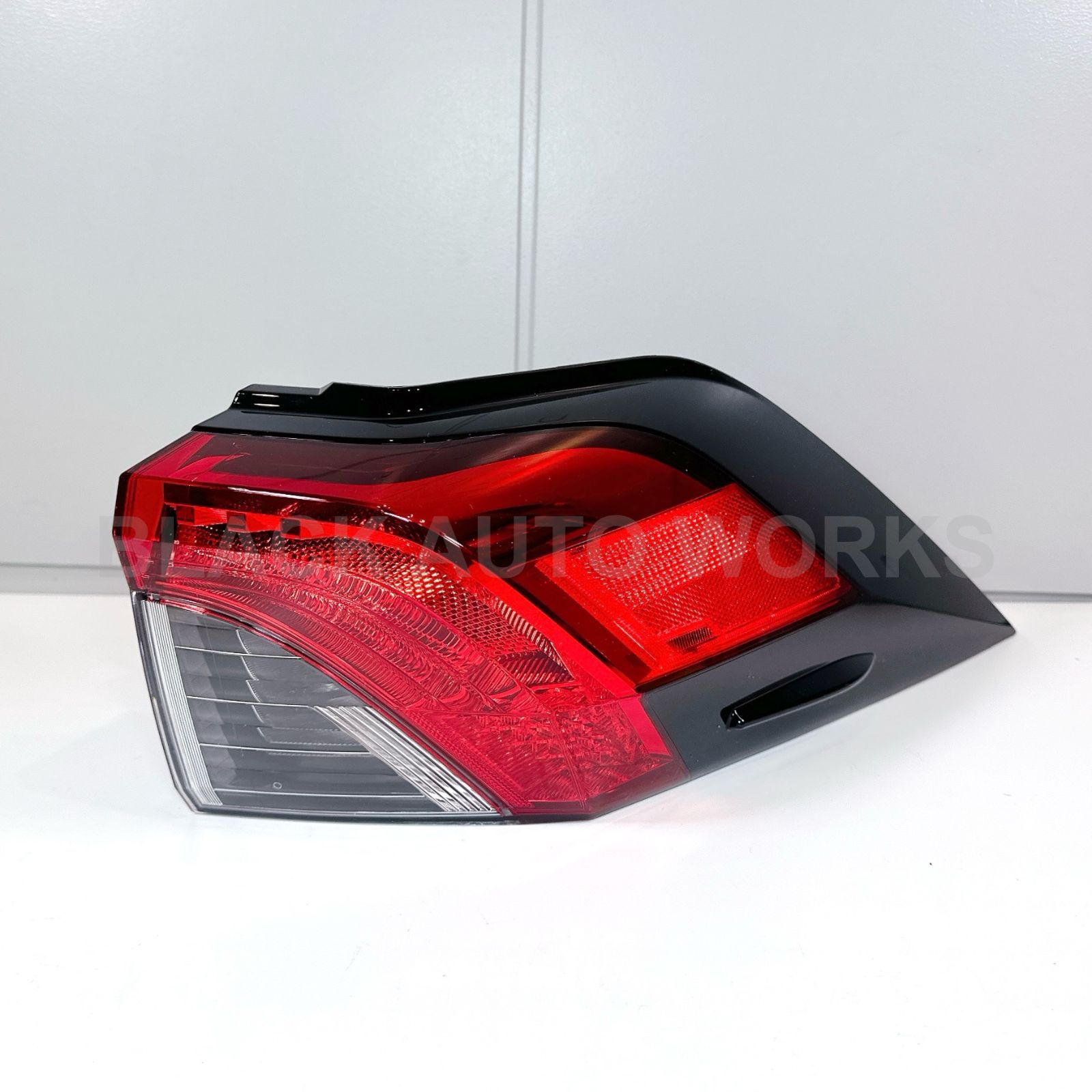USトヨタ純正 RAV4 XA50系 US仕様 テールランプ USテールライト