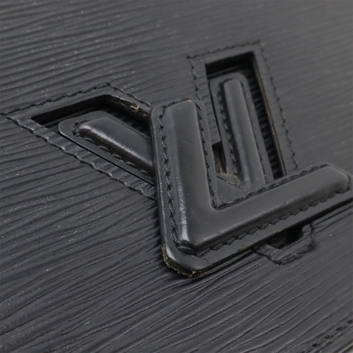 LOUIS VUITTON ルイ ヴィトン エピ トラペーズ セカンドバッグ