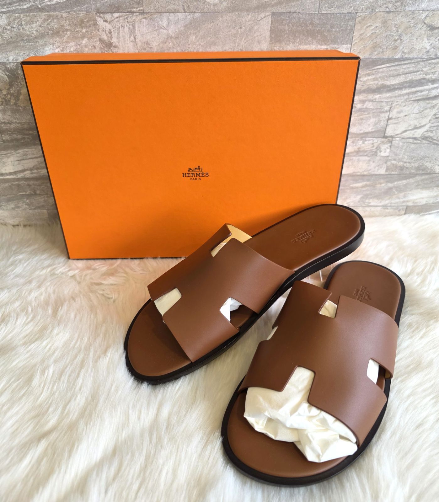 未使用　エルメス イズミール サンダル ゴールド 41.5 サンダル イズミール ゴールド 茶 41[H041141ZH] Sandals Izmir