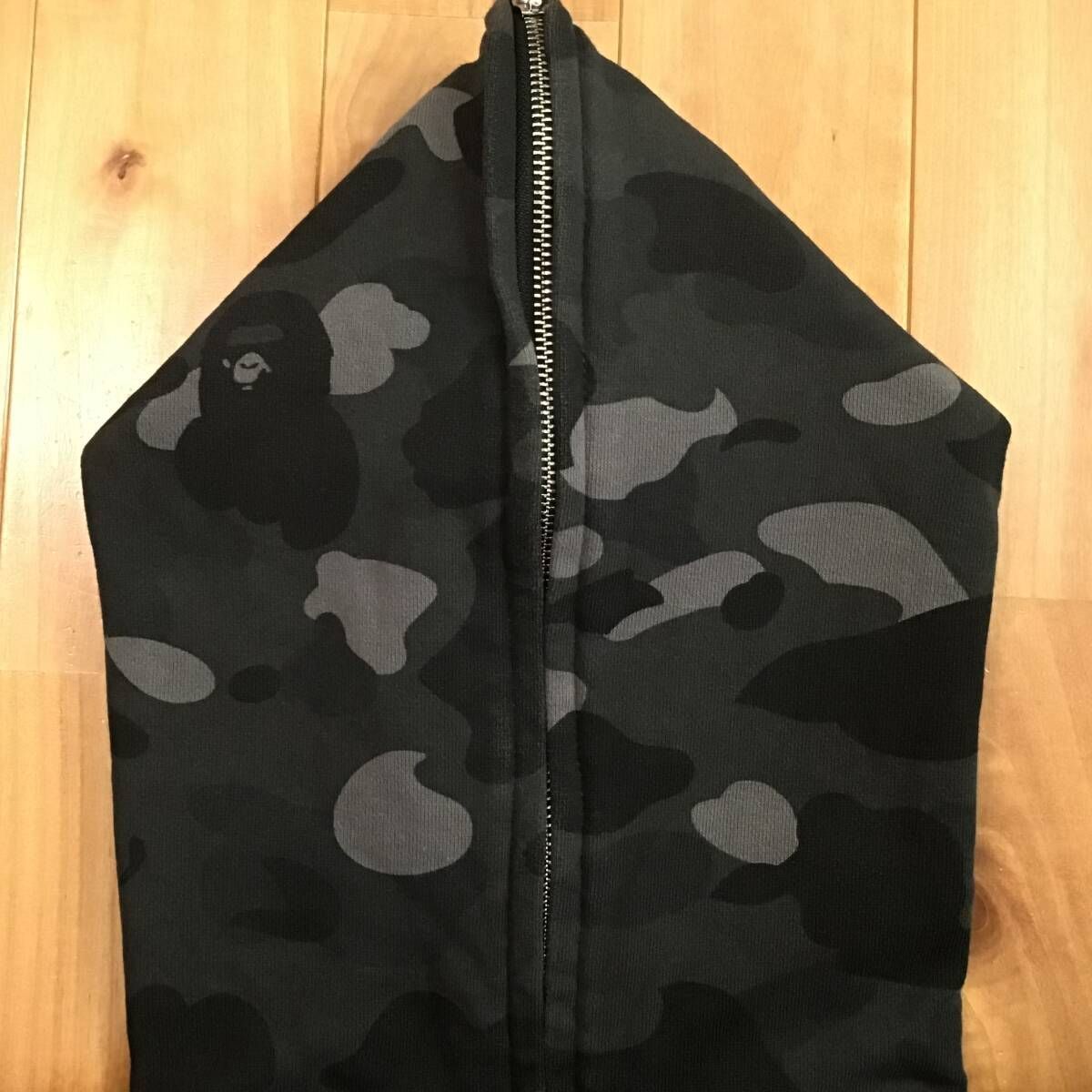 美品　APE シャーク迷彩シャツジャケット　グレー　M アベイシングエイプ A BATHING APE シャークパーカー city camo