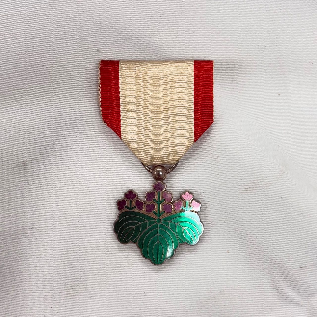 勲章　記念章　勲七等青色桐葉章　瑞宝章　セット 勲章 記念章 勲七等青色桐葉章 瑞宝章 セット 勲章 記念章 勲