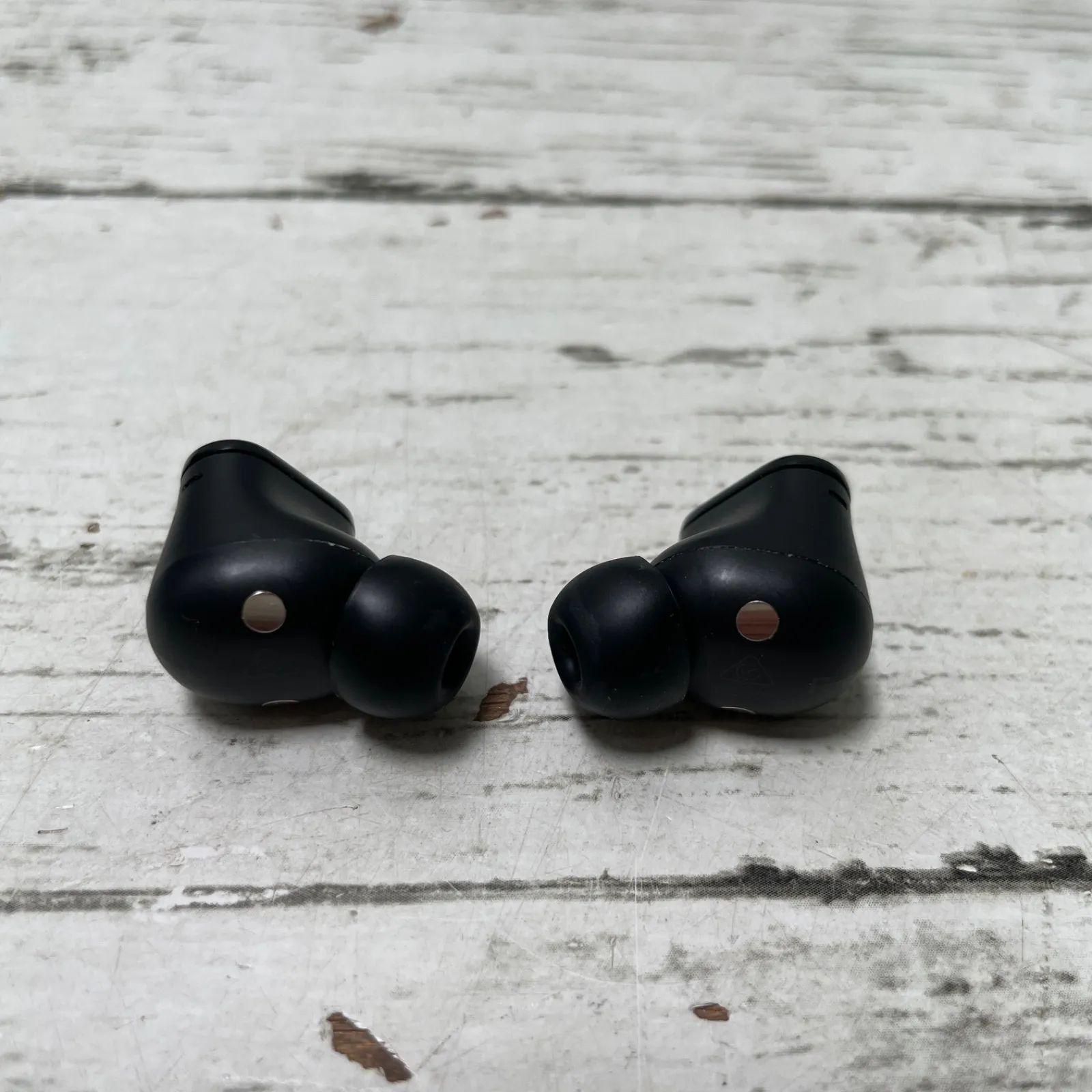 充電ケース付き アクティブノイズキャンセリング