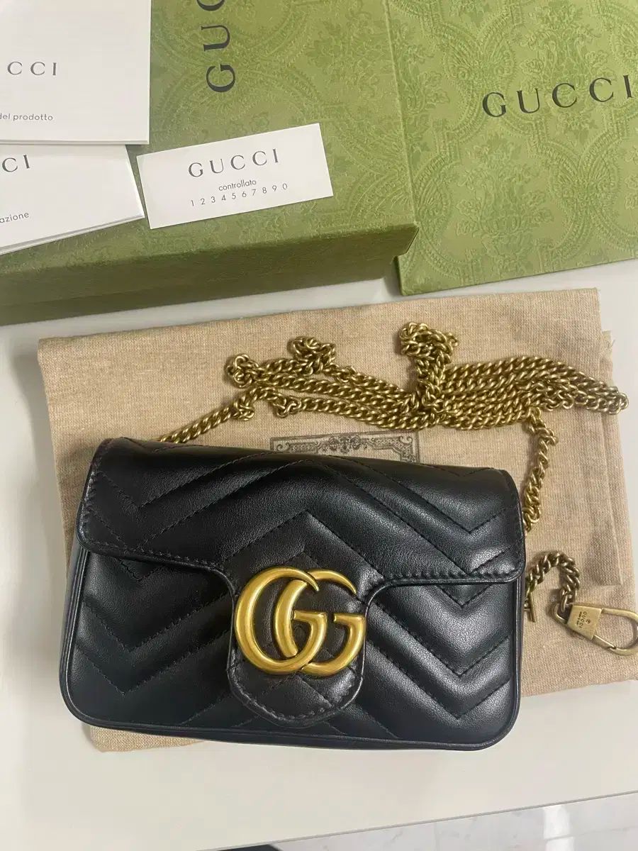 GUCCI グッチ♪ リュクサック ♪ GGマーモント マトラッセ 楽天市場】グッチ マーモント（バックパック・リュック