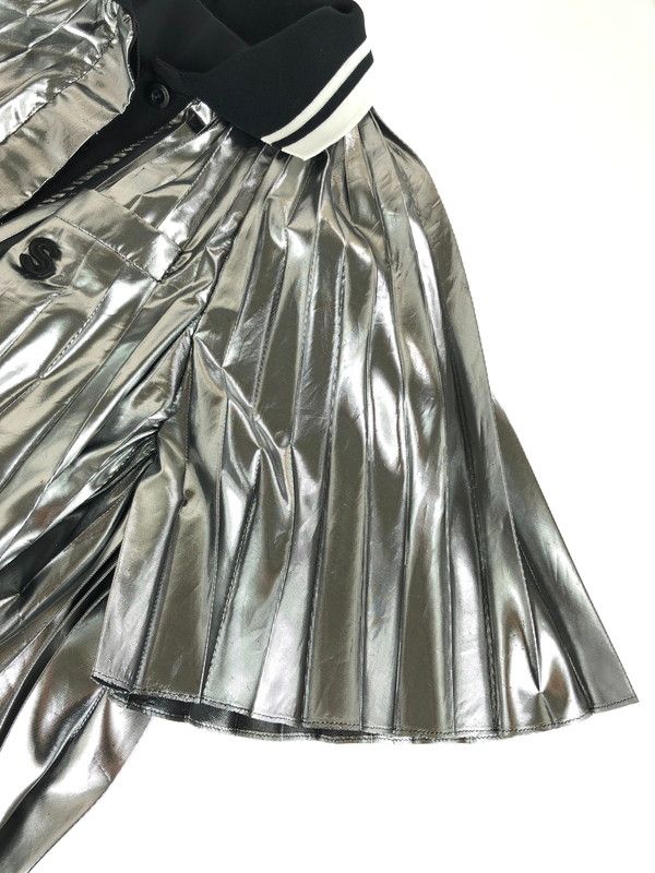 METALLIC