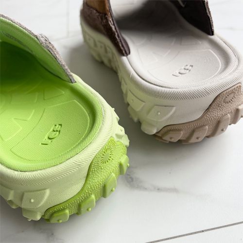 UGG アグ Venture Daze Slide - メルカリ