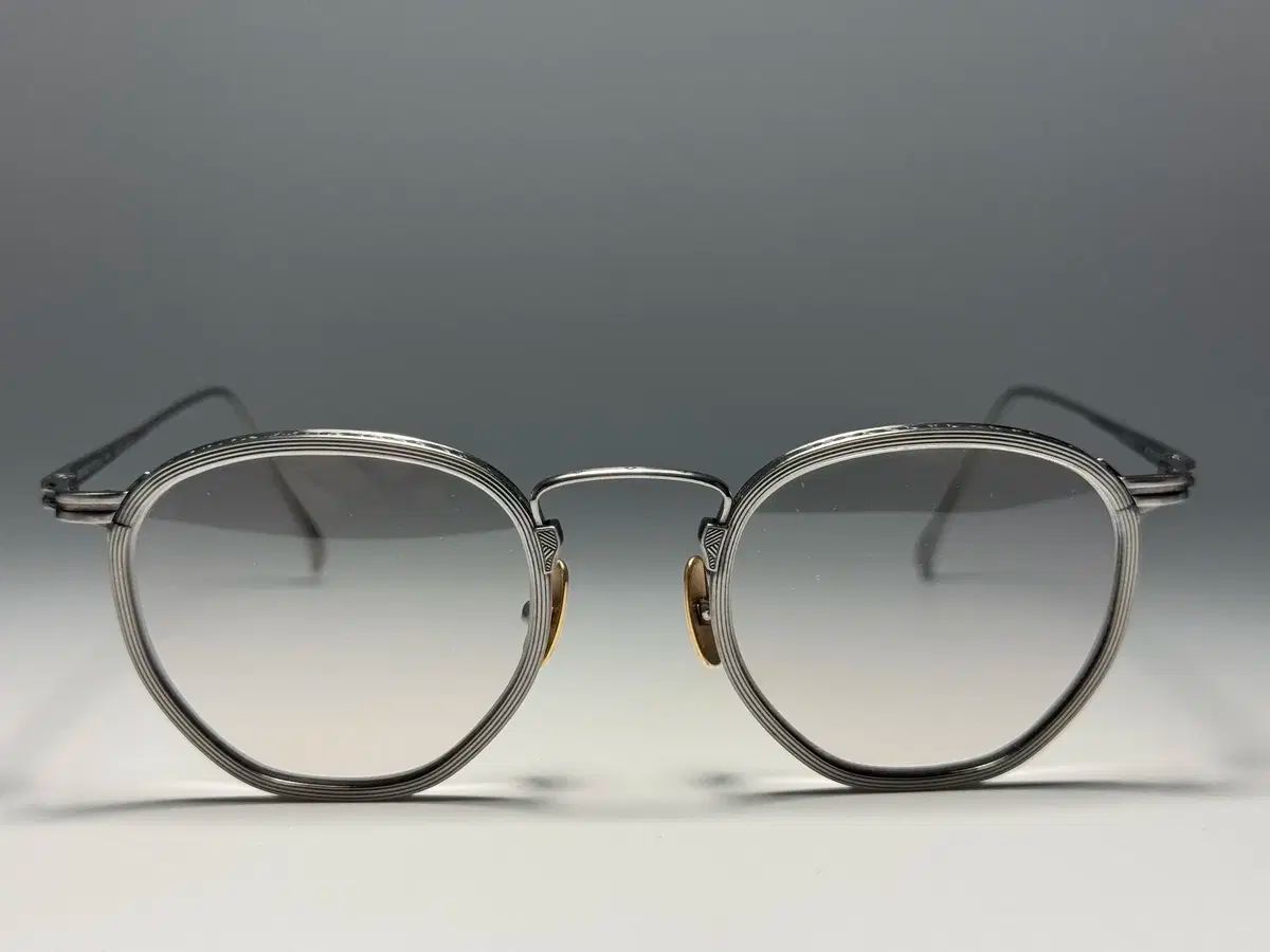 金子眼鏡 日本 J ライン チタン メガネ 0194