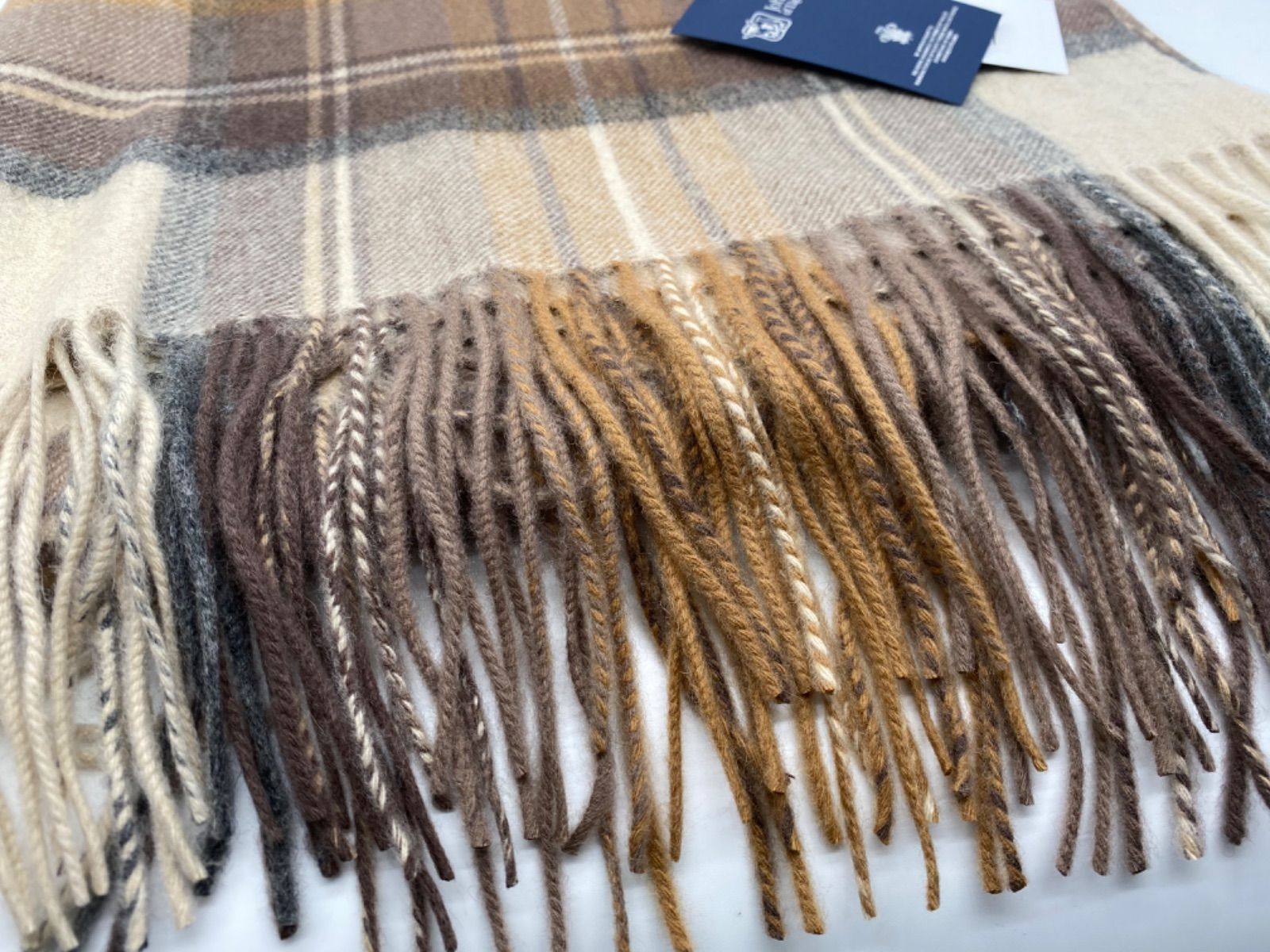 ジョンストンズ カシミヤストール ナチュラルドレススチュワート 美品 ジョンストンズ カシミヤストール ナチュラルドレススチュアート