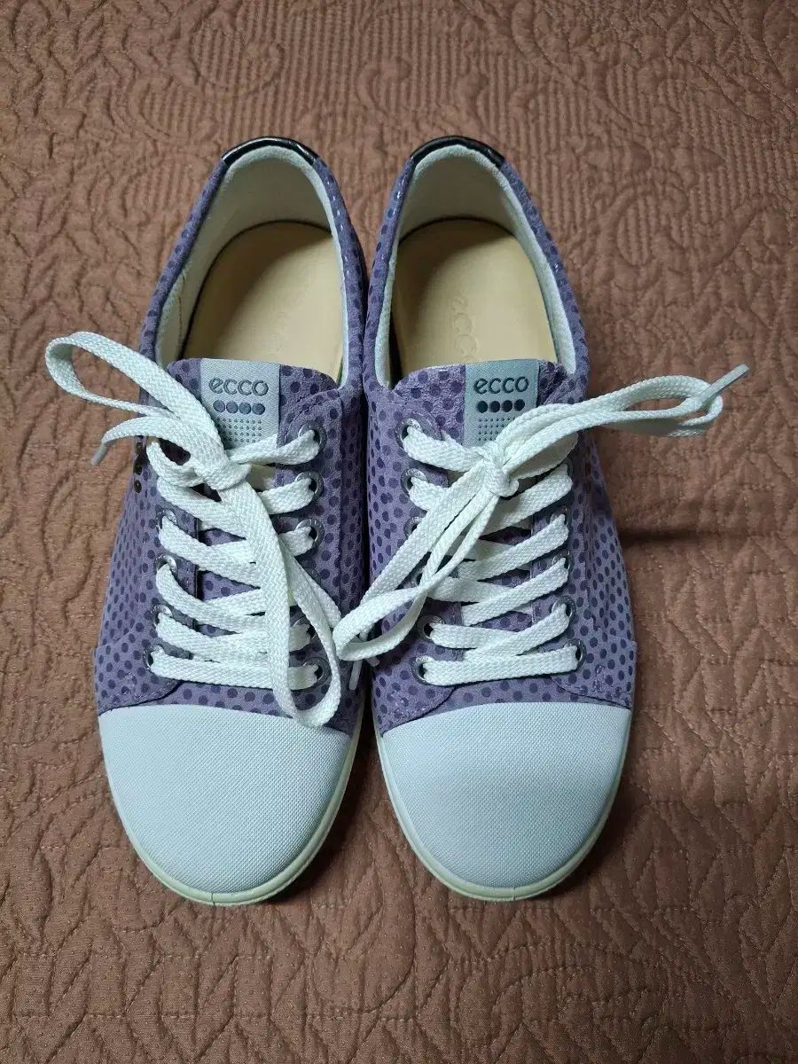 ゴルフシューズ