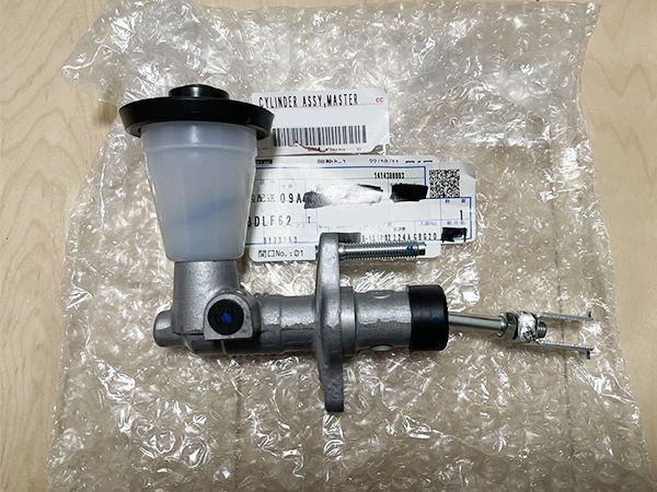 トヨタ 純正 AE86 ハチロク クラッチ マスター シリンダー レビン 