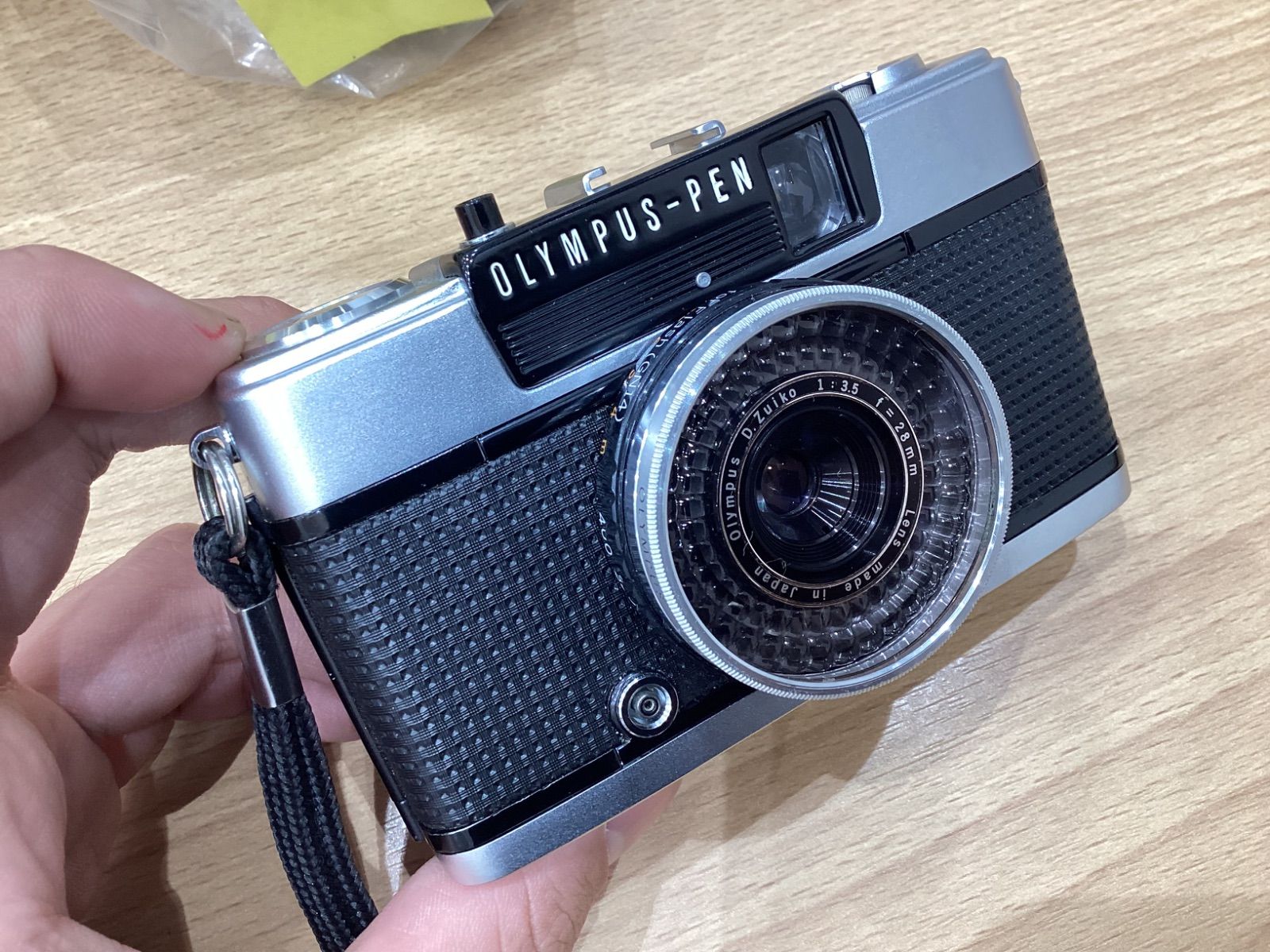 KA834 OLYMPUS オリンパス フィルムカメラ 【OLYMPUS-PEN EE-3