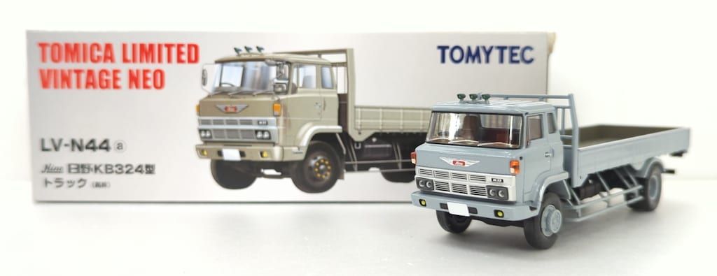 トミーテック TOMICA LIMITED VINTAGE NEO 日野 KB324型 トラック 高床 グレー LV-N44a