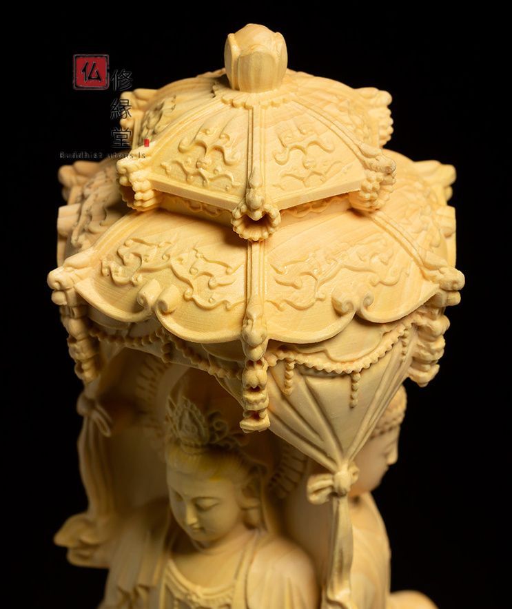 陳俊栄 檜細密彫り『娑婆三聖座像』三尊一組 | 東京書芸館公式ウェブ