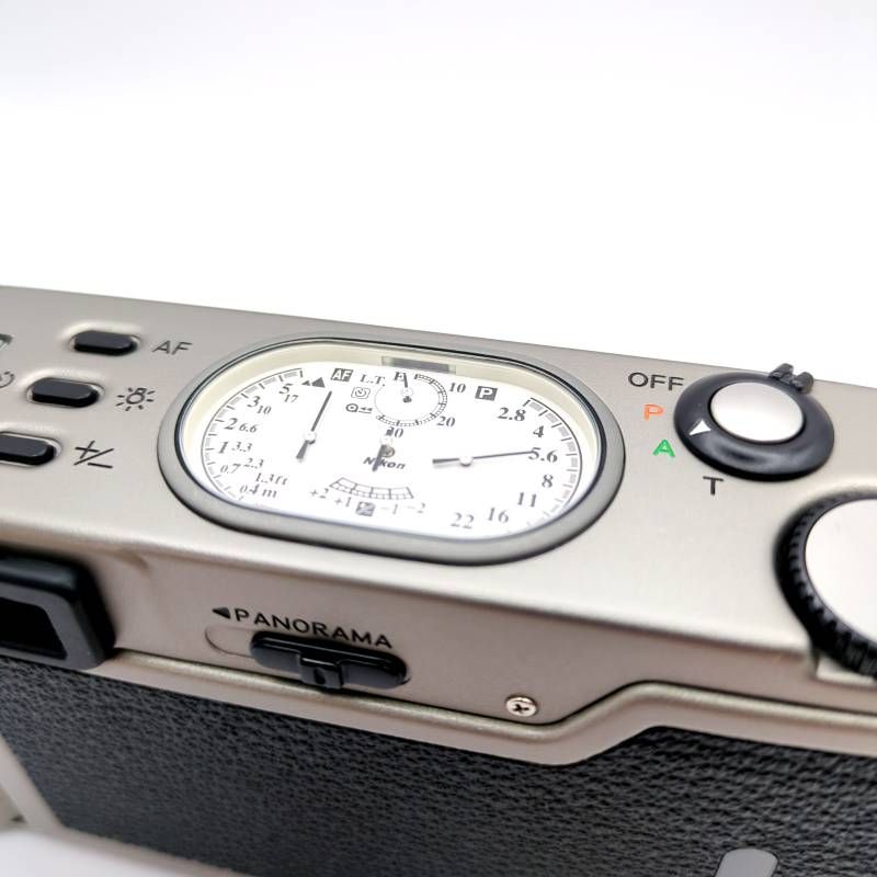 コンパクトフィルムカメラ 箱