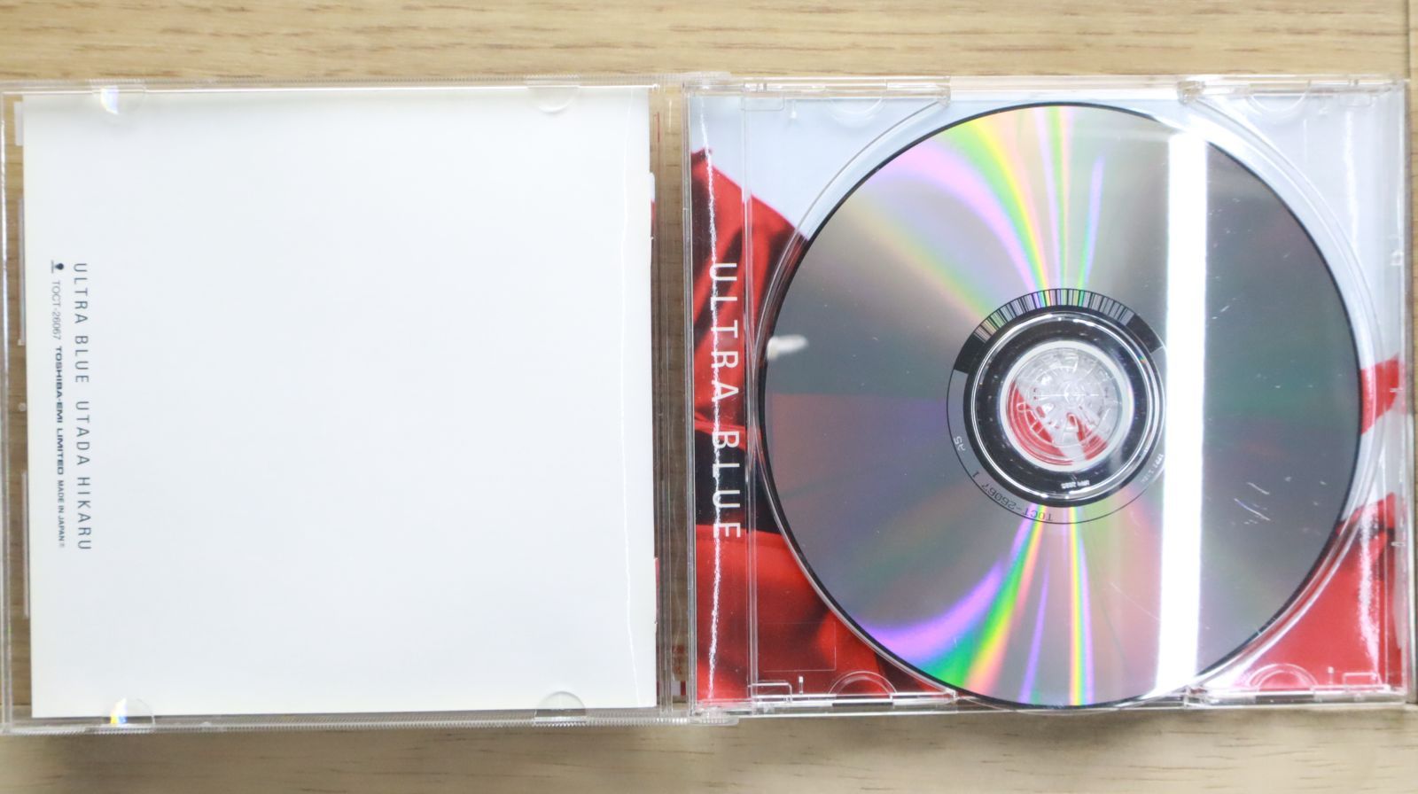 ヒカル 国内盤CD☆宇多田ヒカル/Hikaru Utada□ ULTRA BLUE 【TOCT26067