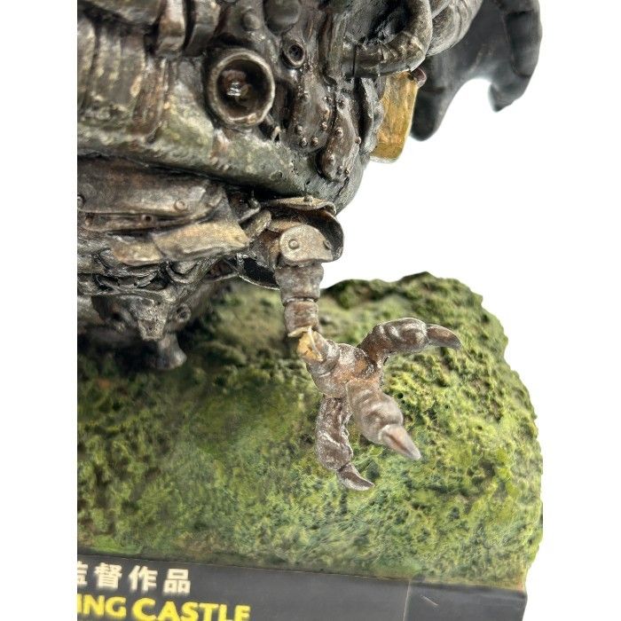 ハウルの動く城 ジオラマ フィギュア ローソン限定200個 インテリア 置物 ジブリ ホビー 希少 中古 W４ ハウルの動く城 ジオラマ フィギュア ローソン限定200個