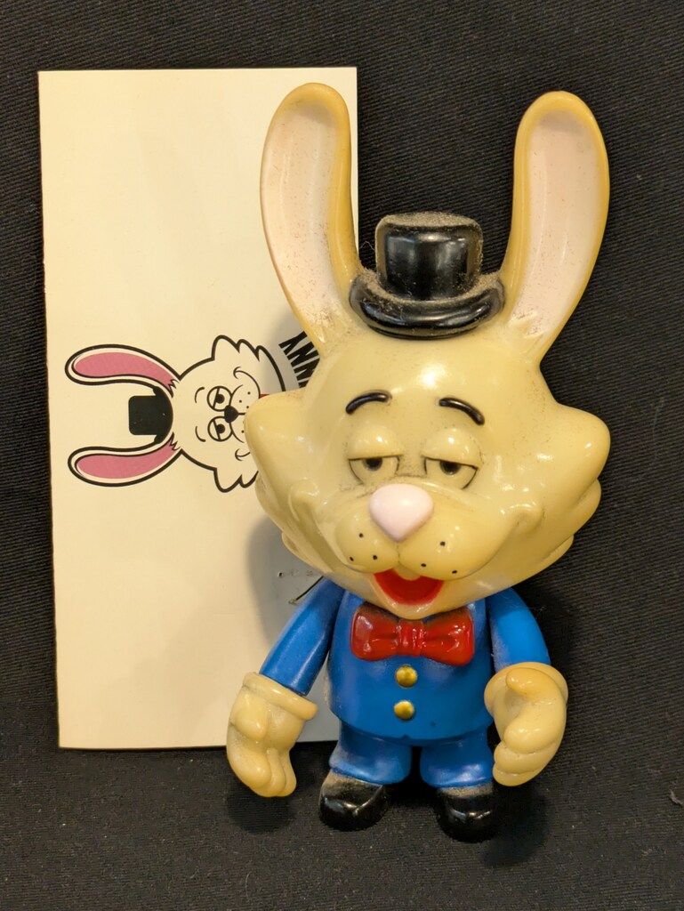 【新品未開封】SWINGTOYS SWING BUNNY ソフビ 蓄光 61oQSe7uPPL._UF894,1000_QL80_.jpg