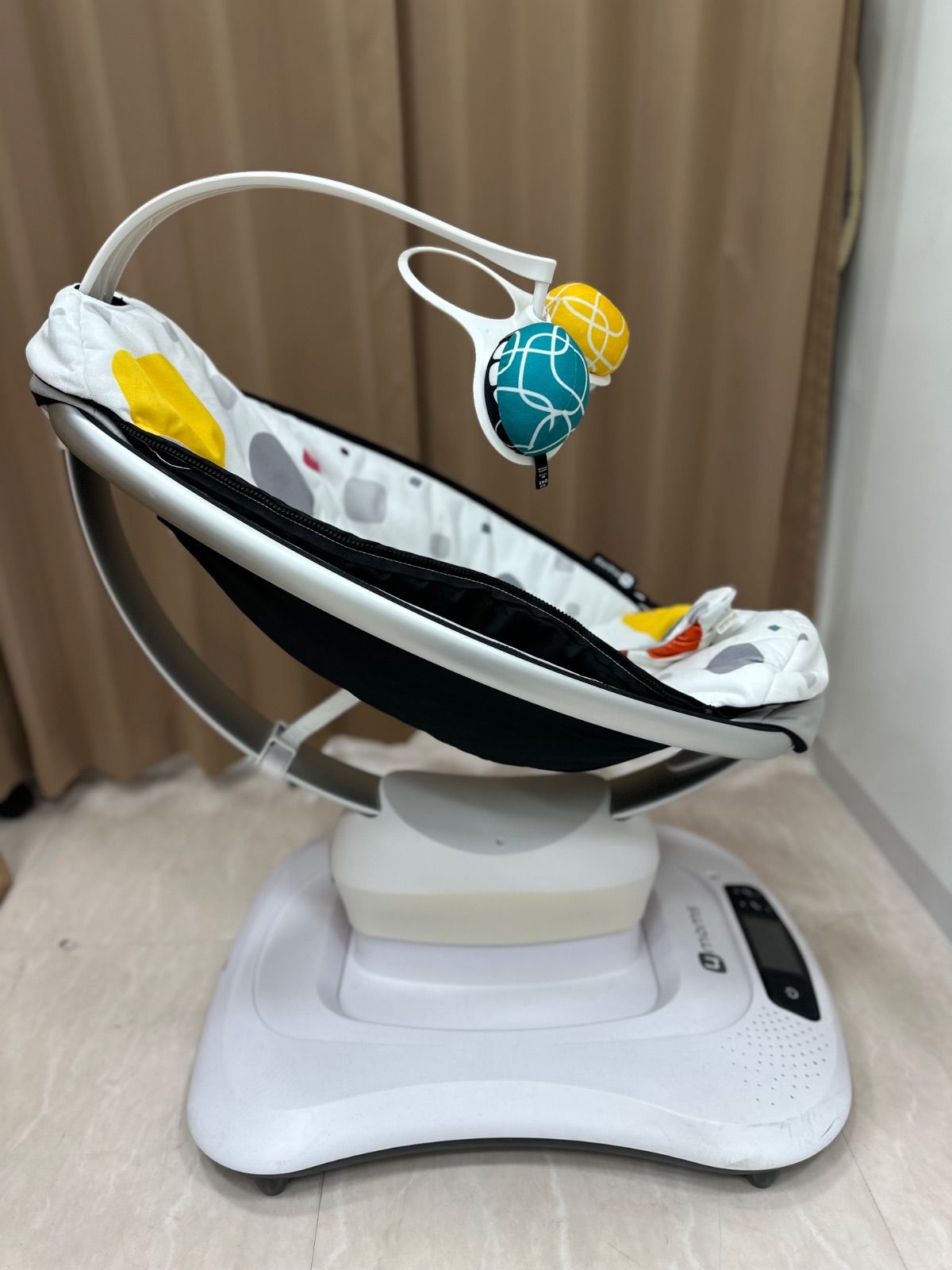アウトレット特価】4moms mamaRoo4.0 プラッシュ マルチ ママルー 