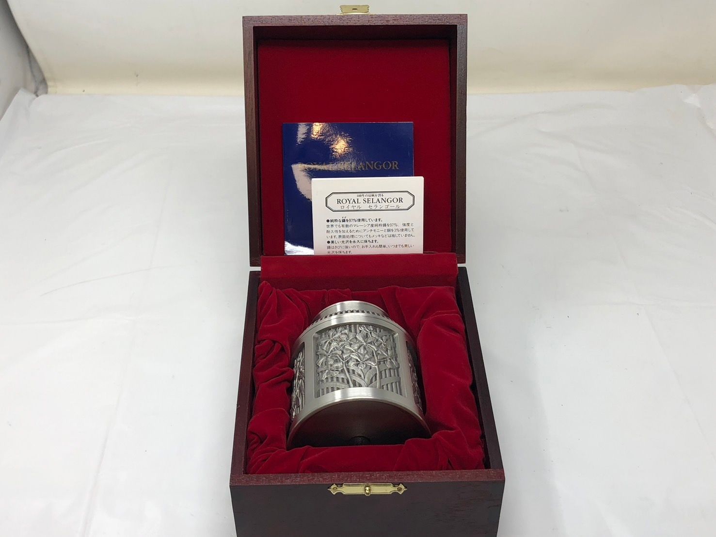 ◆ROYAL SELANGOR ロイヤルセランゴール 錫製 PEWTER 茶筒 蘭 花 き ◆18455