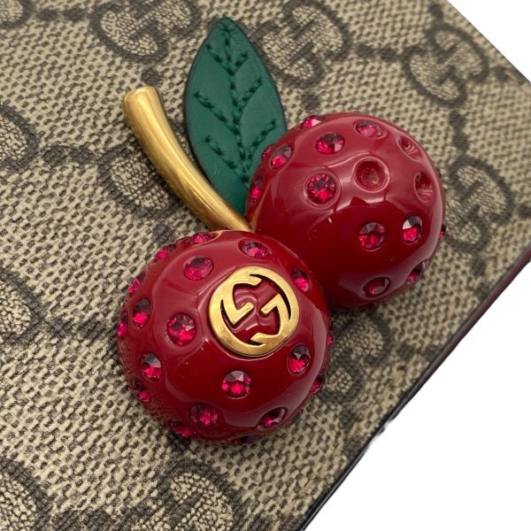 ○グッチ GUCCI GGスプリーム 二つ折り財布 コンパクト
