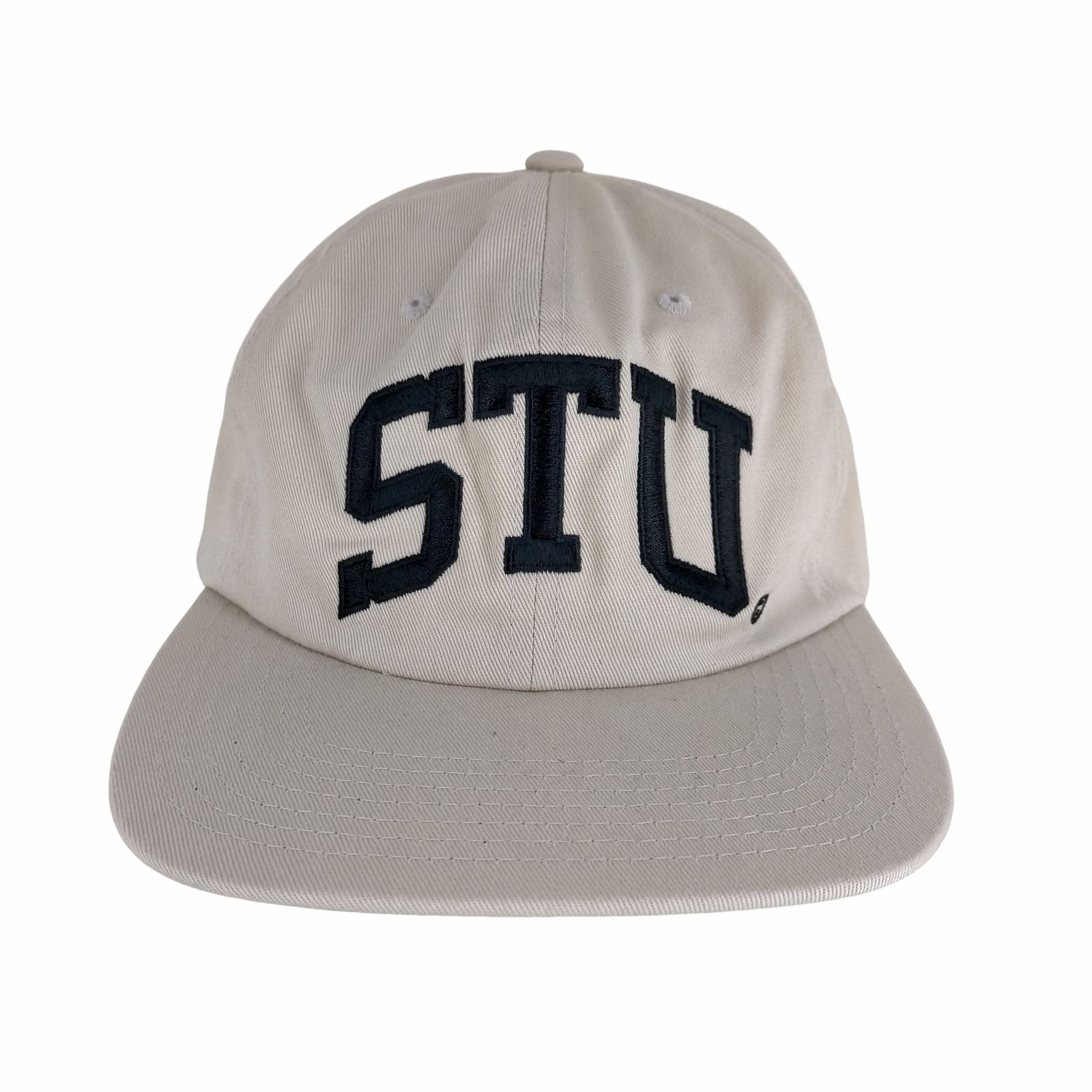 完売アイテム Stussy STU Arch Strapback Cap