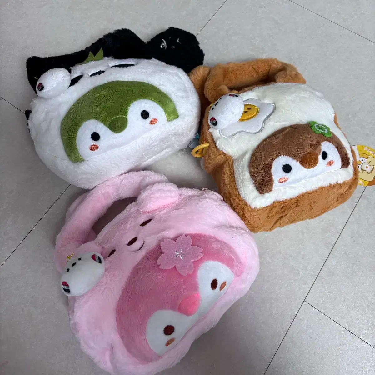 【雷市場（ポンジャン）商品韓国直送】 コウペンちゃん ファーバッグ ポーチ 正規品 新品