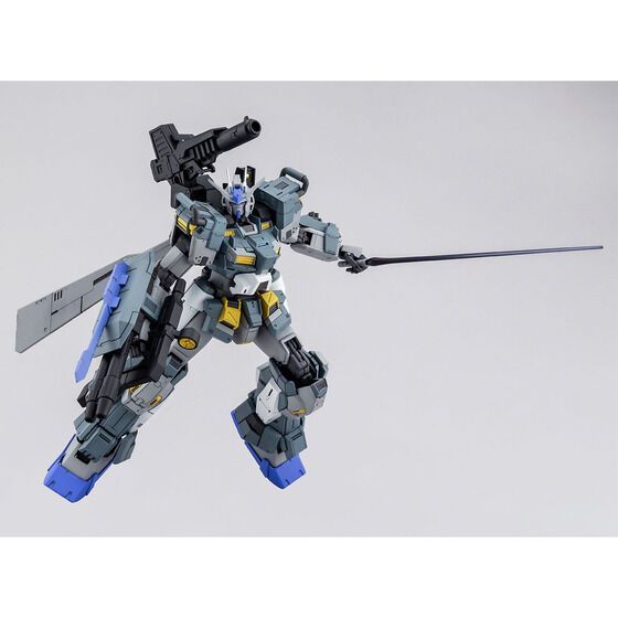 【新品】 MG 1/100 ガンダムストームブリンガー P.F.