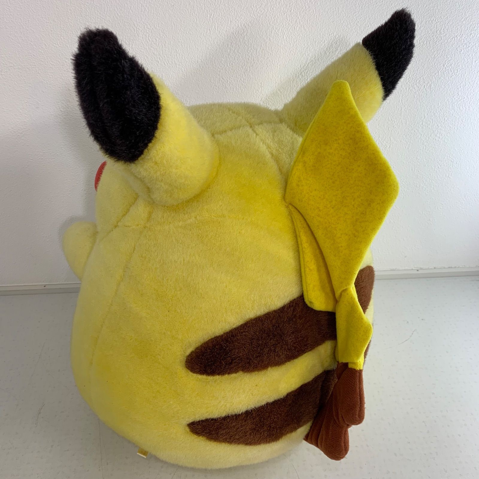 TOMY ポケモン ピカチュウ 1/1 等身大 ぬいぐるみ 初期 初代 - メルカリ