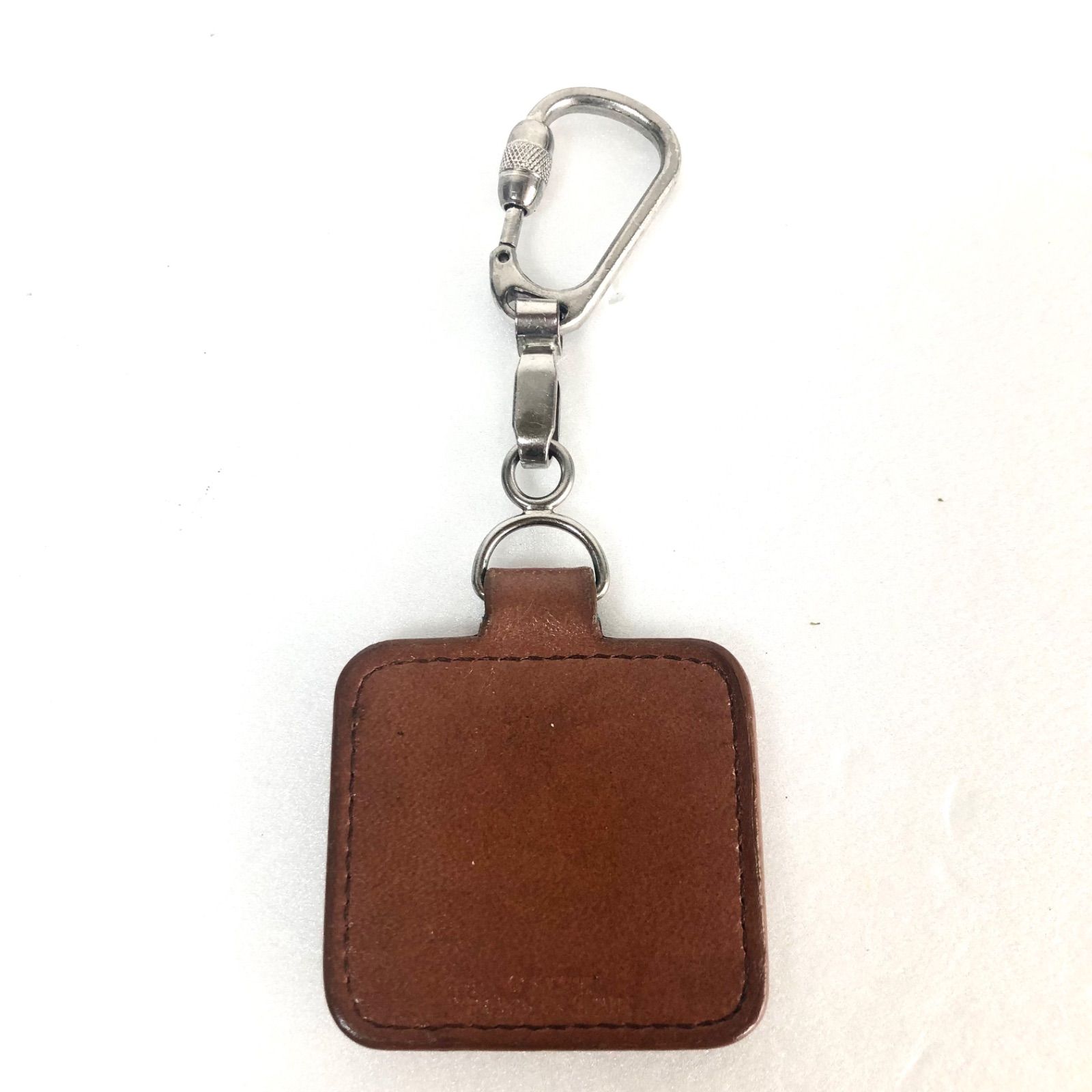 ブラウンレザーキーホルダー シルバー金具付き ブラウンレザーキーホルダー シルバー金具付き