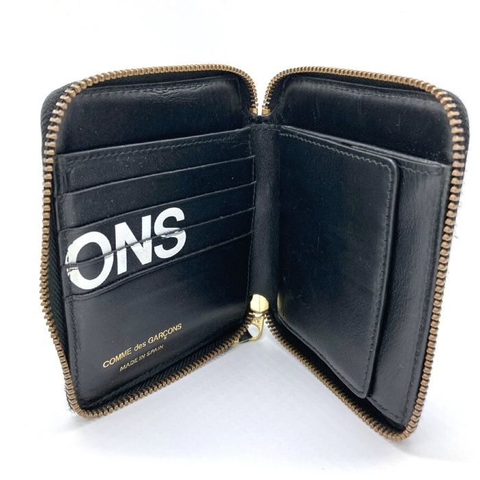 ☆COMME des GARCONS コムデギャルソン HUGE LOGO ZIP WALLET 二つ折り
