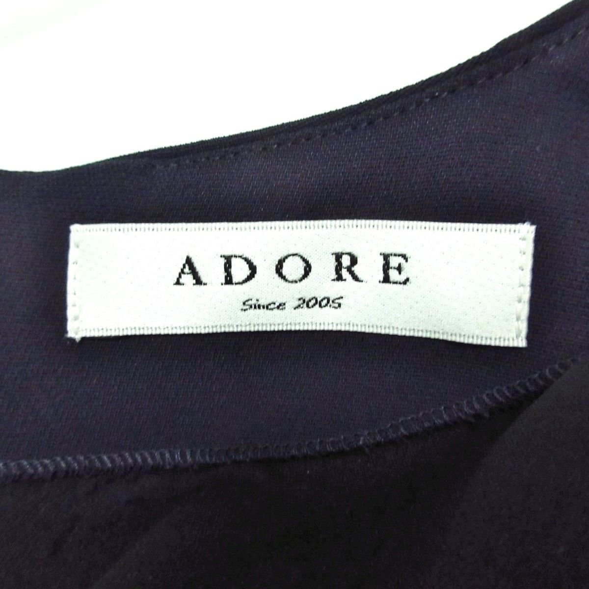 ADORE(アドーア) ワンピース サイズ38 M レディース - ダークネイビー クルーネック/長袖/ひざ丈