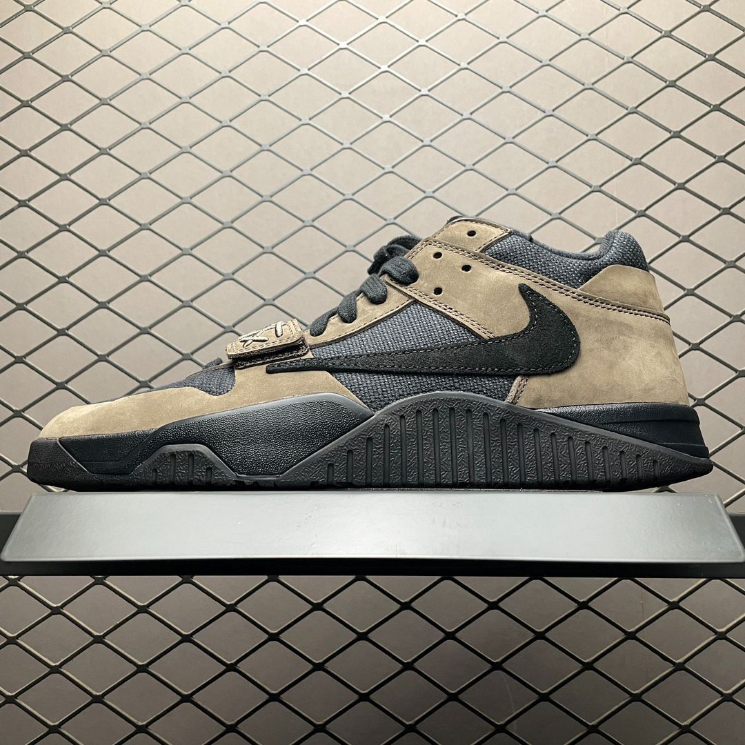 Travis Scott × Nike Jordan Jumpman Jack TR 