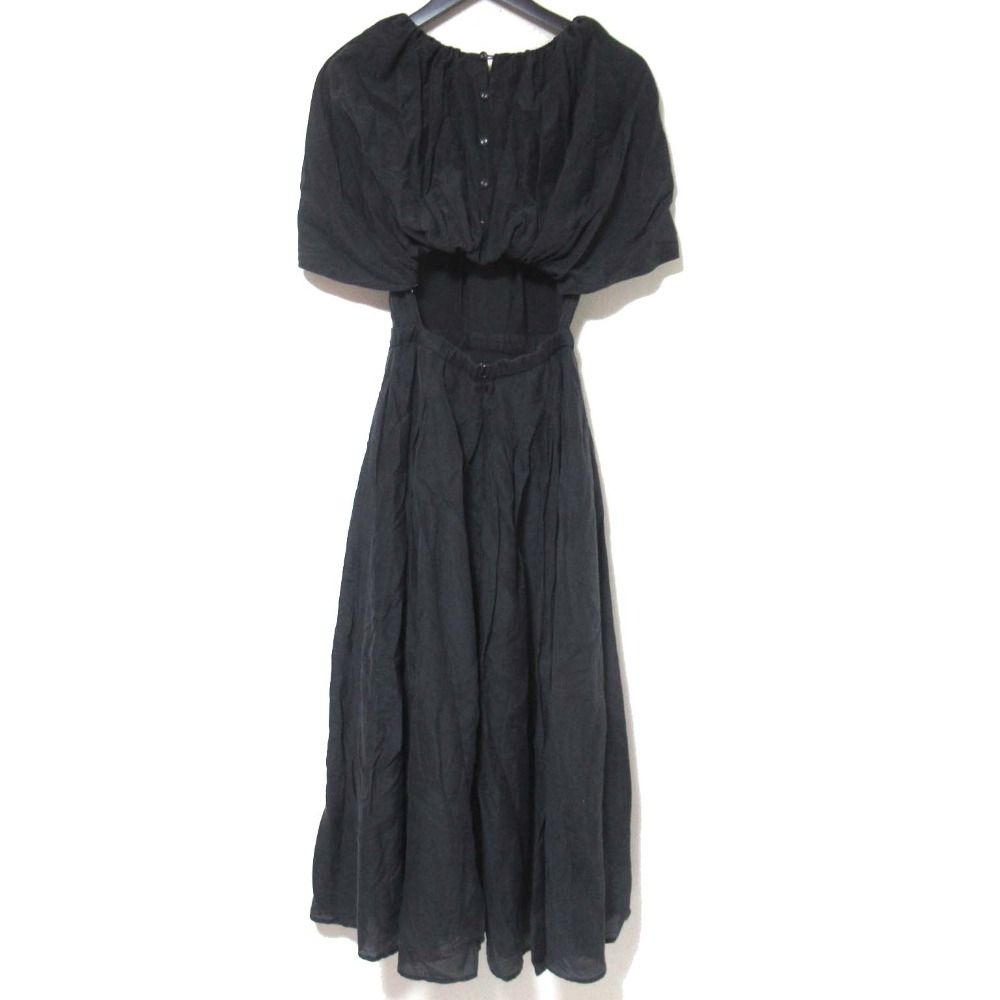 美品　エステラケー　Lizzie Dress バルーンケープカットアウトドレス Lizzie Dress バルーンケープカットアウトドレス（ワンピース