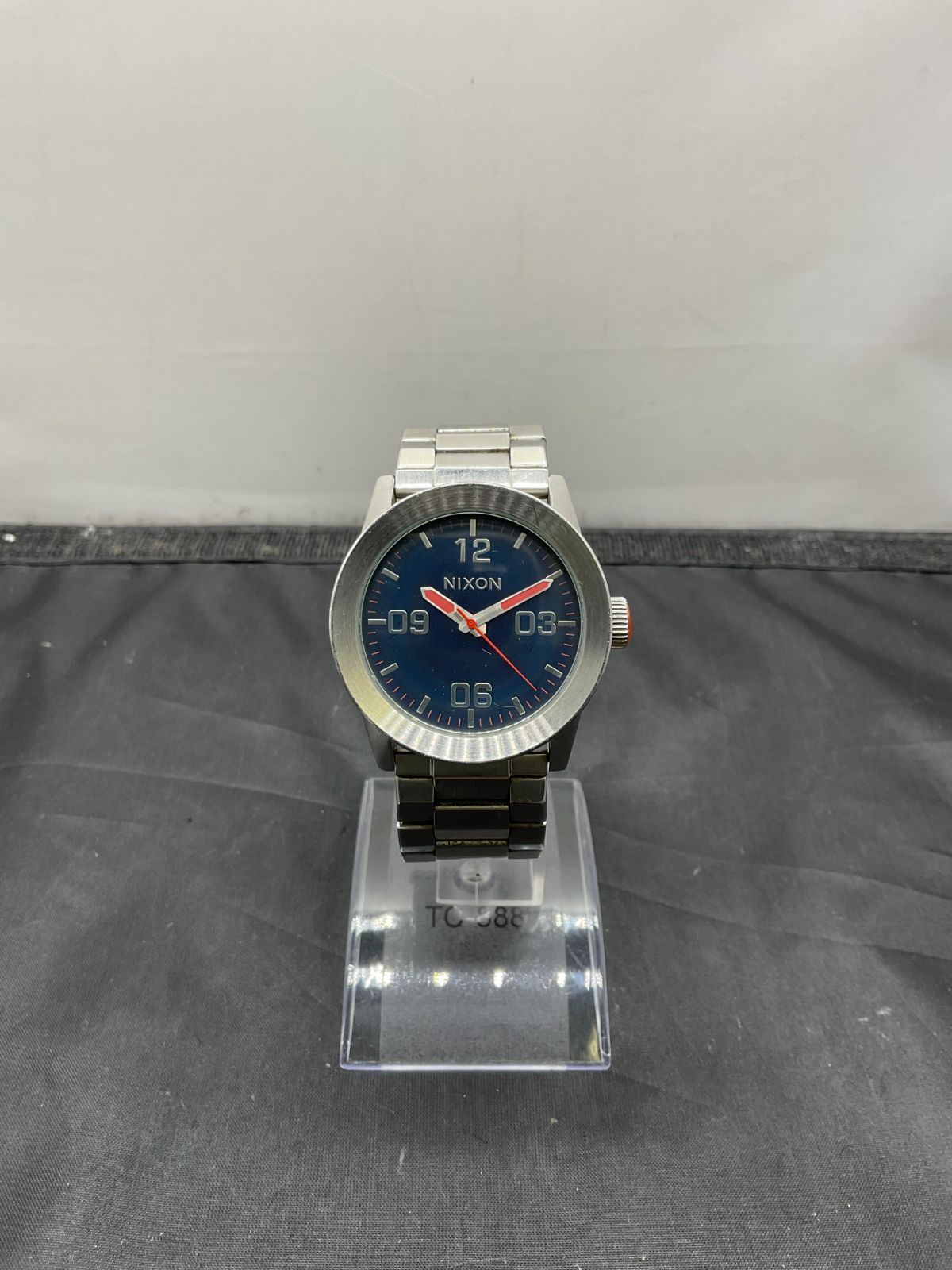 クォーツ NIXON 時計 QZ 稼働 B25060449 - メルカリ