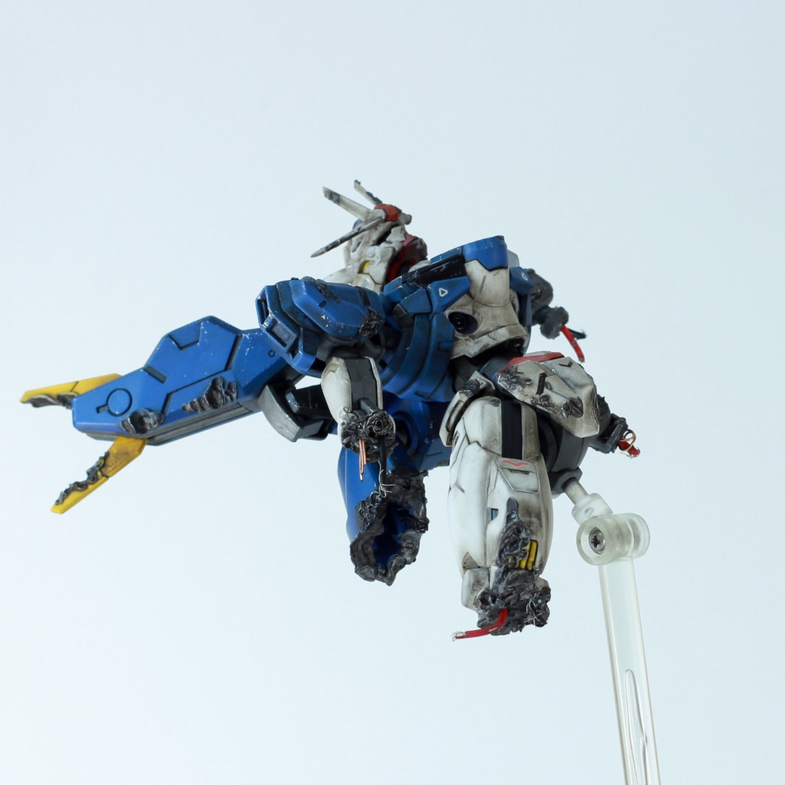 専用】HG 1/144 ガンダムエアリアル改修型 大破ver - メルカリ