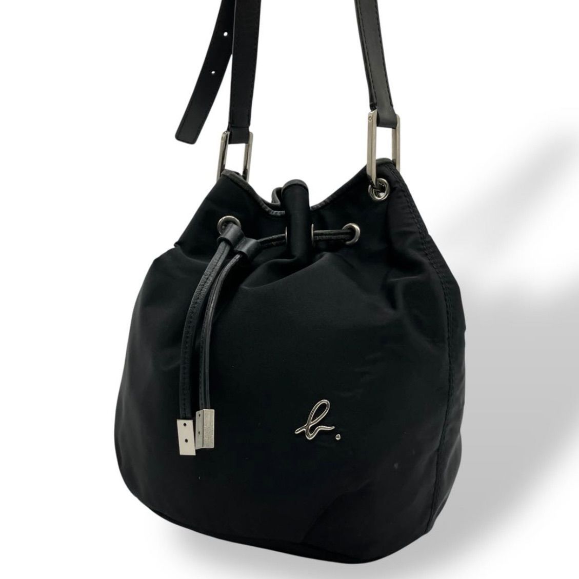 innue ワンショルダーバッグ スタッズ レザー ベージュ 2274 agnesb  