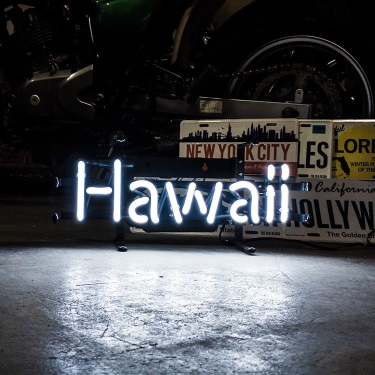 アメリカンネオンサイン HAWAII ハワイ 文字デザイン 縦17×横39cm ハワイアン インテリア ネオン管 ガレージ 店舗装飾 アメリカ雑貨
