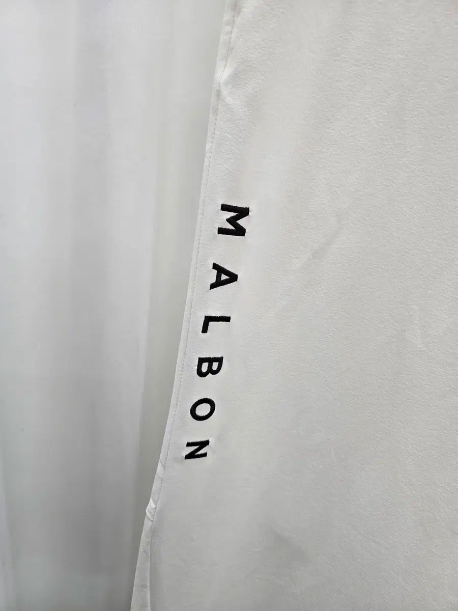 82 百貨店 MALBON GOLF マルボンゴルフ ホワイト ゴルフ パンツ