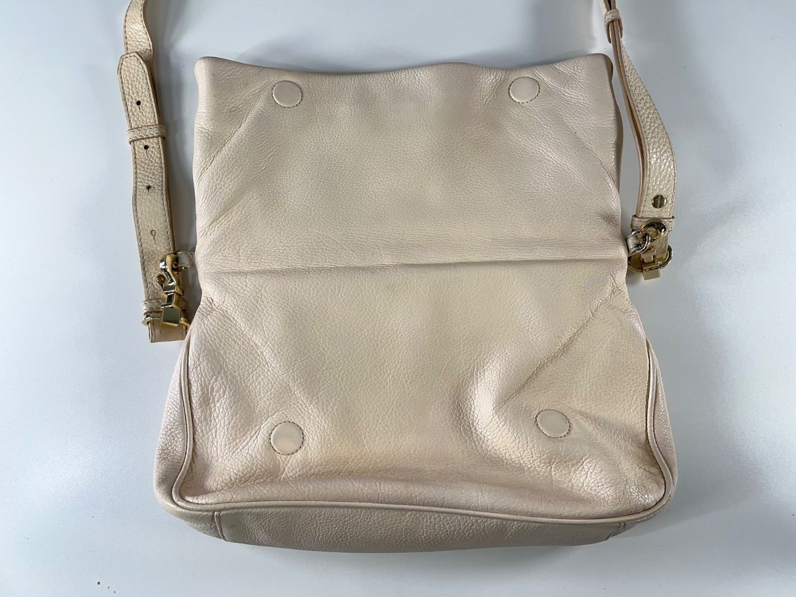Tory Burch ベージュレザーショルダーバッグ トリーバーチ ベージュ レザー ショルダーバッグ - メルカリ