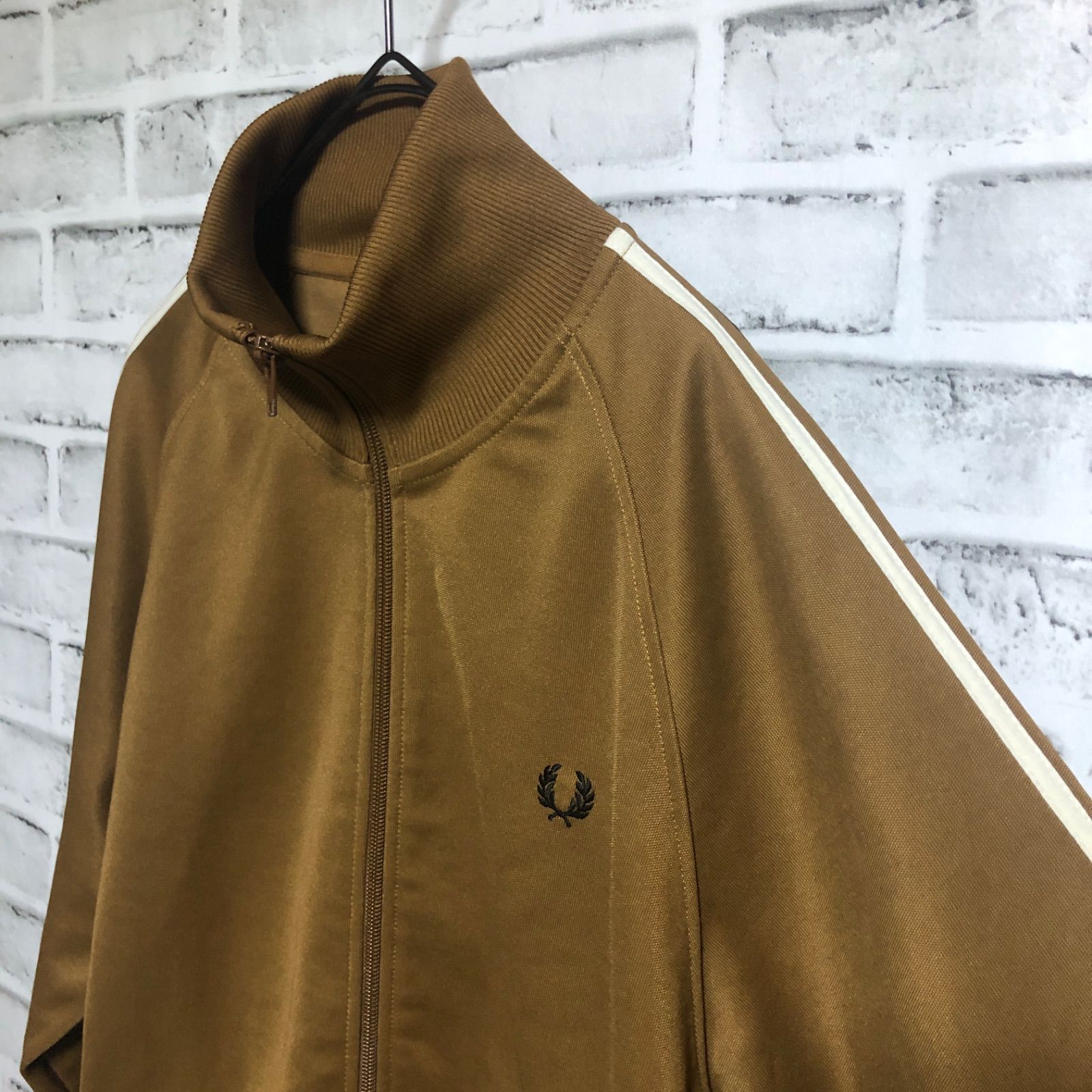 Fred Perry⭐️トラックジャケット XL 刺繍月桂樹 vintage 黒白-